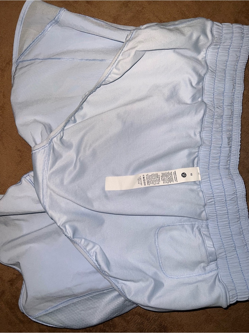 Lululemon Hotty Hot Low-Rise Lined Short 4" size 10 Colour
Blue Linen - Picture 9 of 14